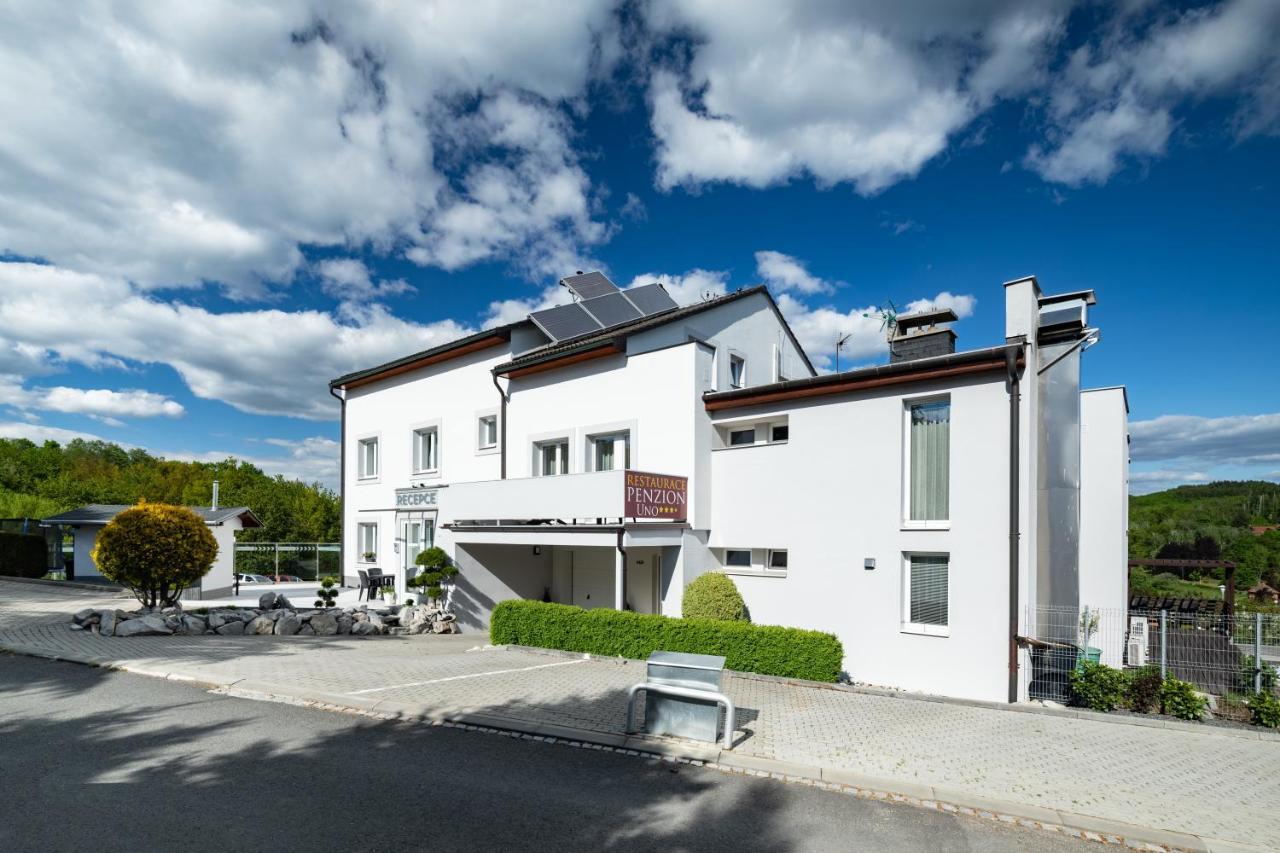 Penzion Uno Zlin Exterior photo